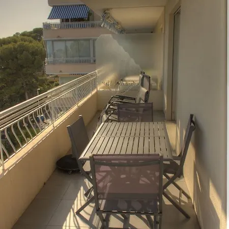Apartment 3 Etoiles Vue 150m Plages Parking Clim Wifi Cannes